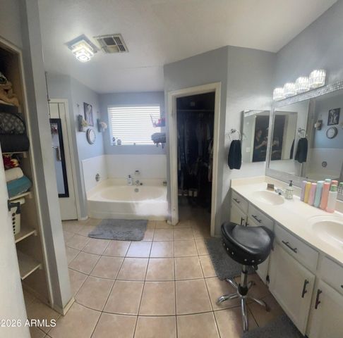 9002 W CORONADO Road, Phoenix, AZ 85037