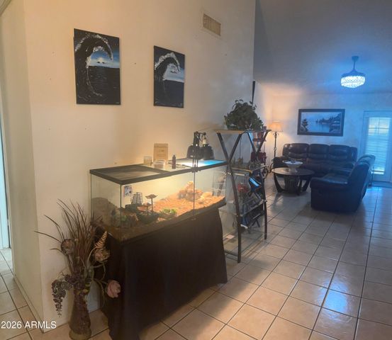 9002 W CORONADO Road, Phoenix, AZ 85037