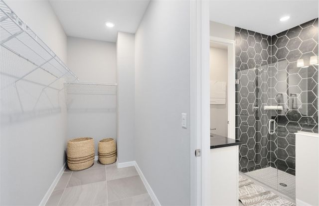 5667 FLAME VINE WAY, St Cloud, FL 34771