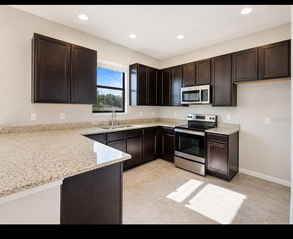 9175 CHANDLER DRIVE, Groveland, FL 34736