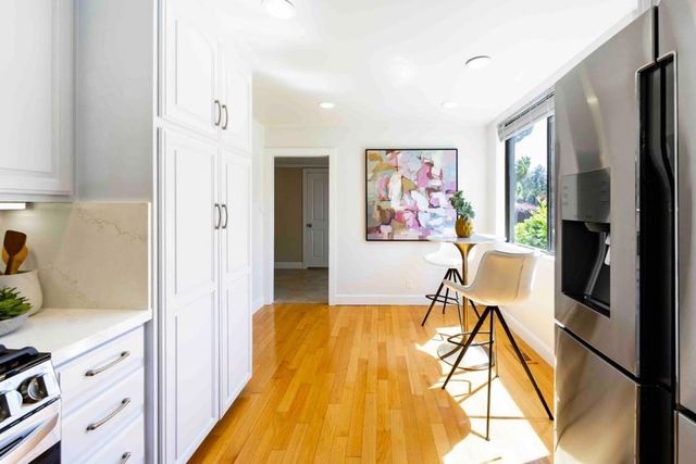 2466 Sharon Oaks Drive, Menlo Park, CA 94025