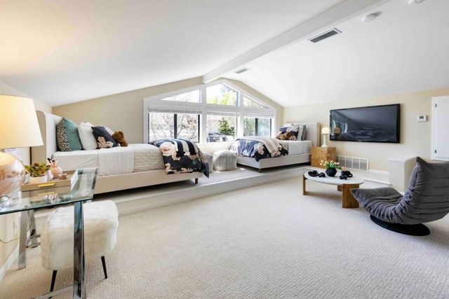 2466 Sharon Oaks Drive, Menlo Park, CA 94025