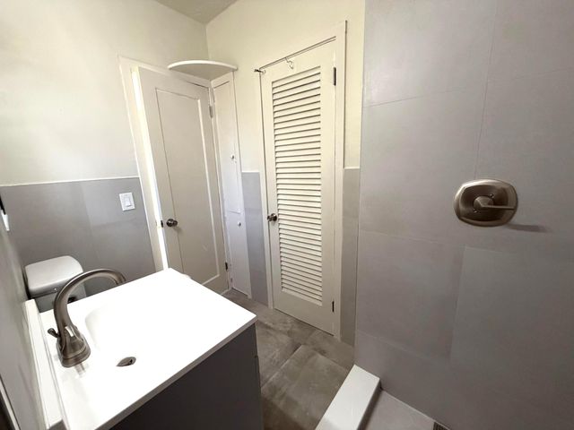 304 S Ocean Breeze, Lake Worth Beach, FL 33460