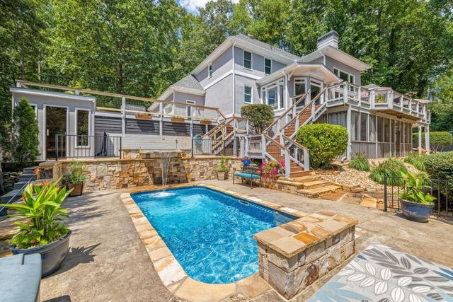 435 Robertson Road, Dawsonville, GA 30534