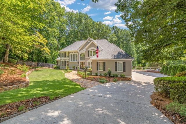 435 Robertson Road, Dawsonville, GA 30534