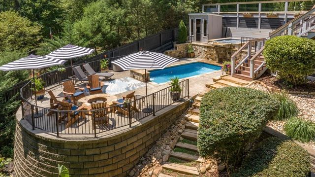 435 Robertson Road, Dawsonville, GA 30534