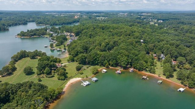 435 Robertson Road, Dawsonville, GA 30534