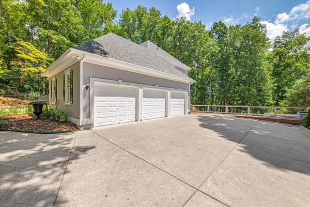 435 Robertson Road, Dawsonville, GA 30534