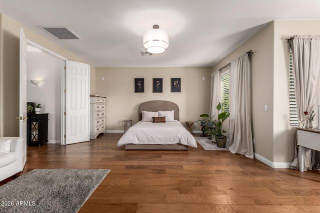 1121 W STELLA Lane, Phoenix, AZ 85013