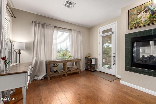 1121 W STELLA Lane, Phoenix, AZ 85013