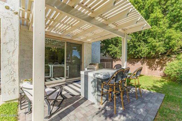 1121 W STELLA Lane, Phoenix, AZ 85013