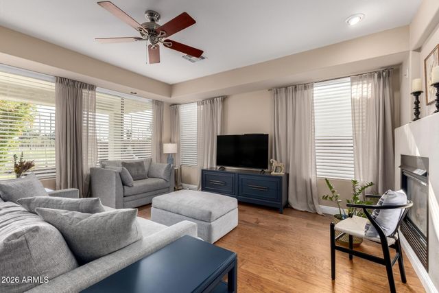 1121 W STELLA Lane, Phoenix, AZ 85013