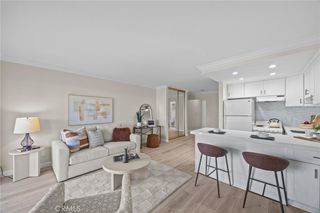 101 Scholz Plaza PH19, Newport Beach, CA 92663