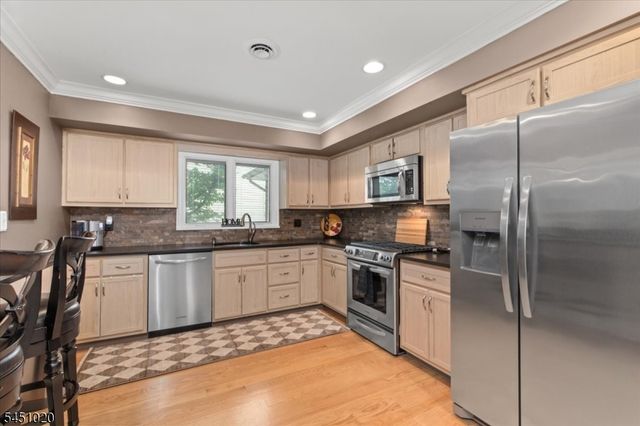 46 Littlebrook Rd, Springfield Twp., NJ 07081