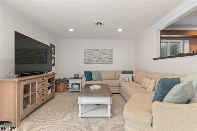 46 Littlebrook Rd, Springfield Twp., NJ 07081