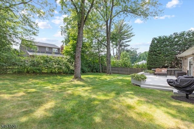 46 Littlebrook Rd, Springfield Twp., NJ 07081