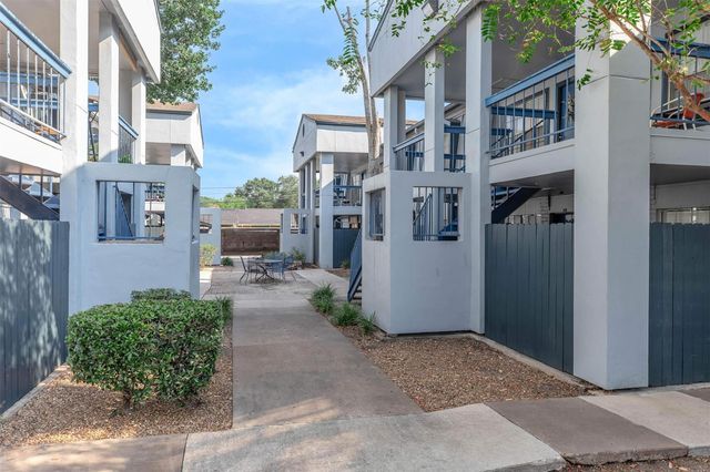 3802 Nasa Parkway 12, Seabrook, TX 77586