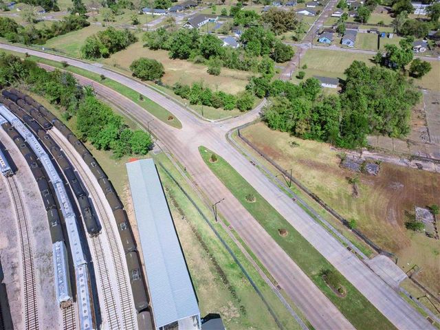1215 Gieffers Street, Lake Charles, LA 70601