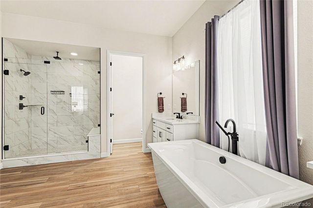 4044 Haleyville Court, Aurora, CO 80019