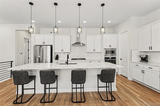 4044 Haleyville Court, Aurora, CO 80019