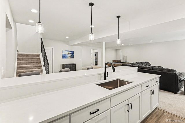 4044 Haleyville Court, Aurora, CO 80019