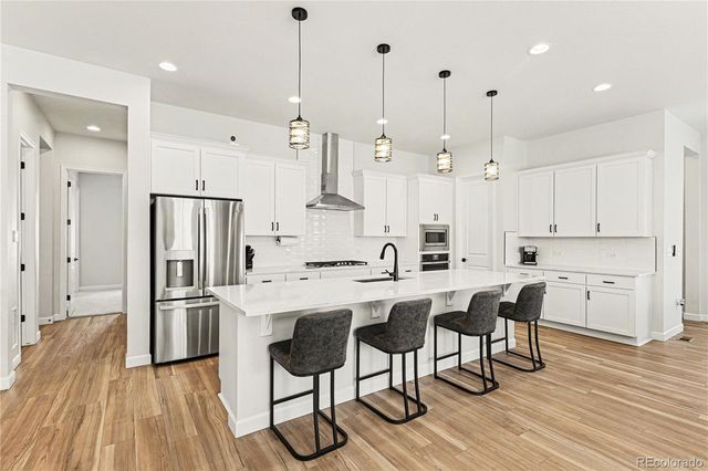 4044 Haleyville Court, Aurora, CO 80019