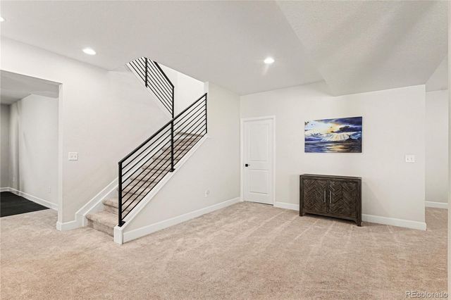 4044 Haleyville Court, Aurora, CO 80019
