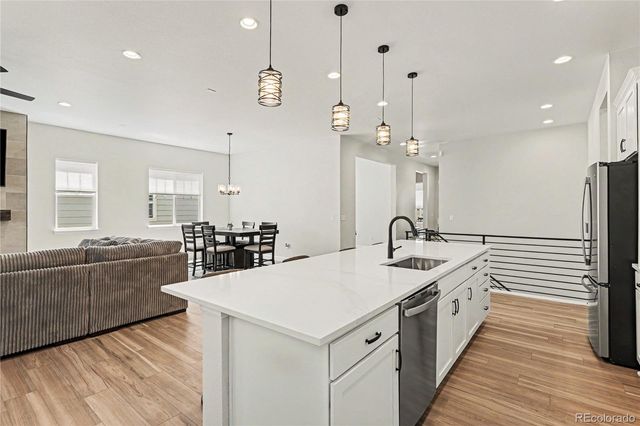 4044 Haleyville Court, Aurora, CO 80019