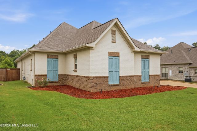 403 W Cowan Creek Cove, Brandon, MS 39047