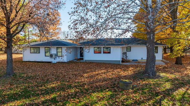 1205 N N 40th Street, Nixa, MO 65714