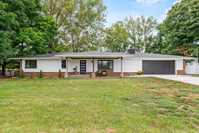 1205 N N 40th Street, Nixa, MO 65714