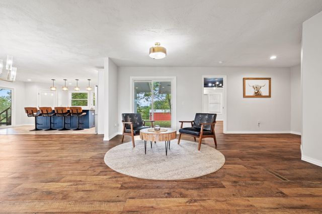 1205 N N 40th Street, Nixa, MO 65714