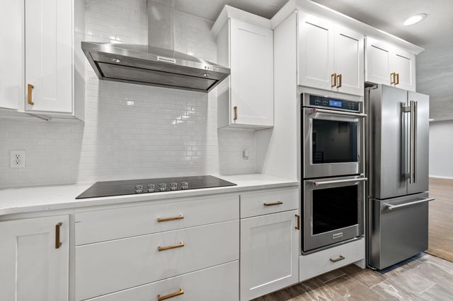 1205 N N 40th Street, Nixa, MO 65714