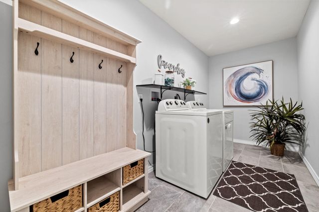 1205 N N 40th Street, Nixa, MO 65714