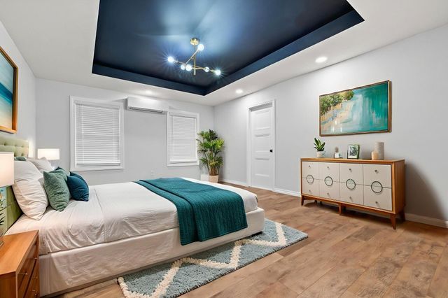 1205 N N 40th Street, Nixa, MO 65714