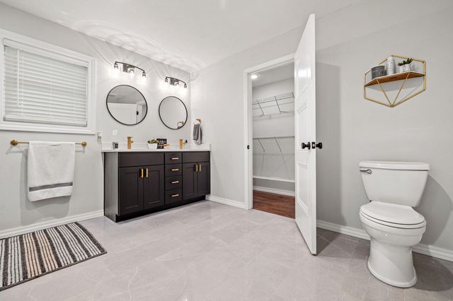 1205 N N 40th Street, Nixa, MO 65714