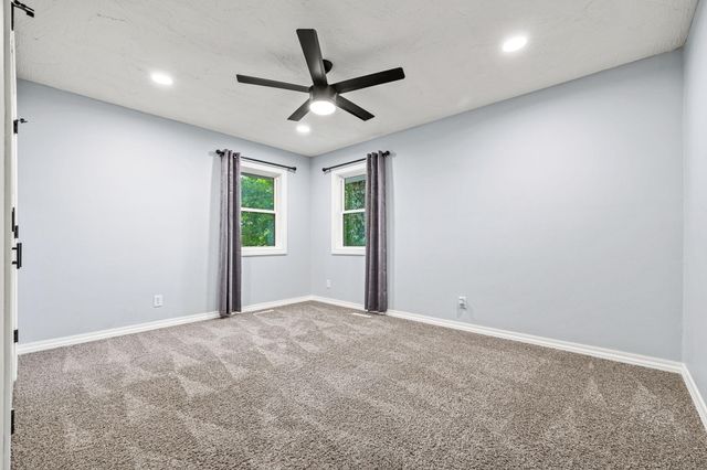 1205 N N 40th Street, Nixa, MO 65714