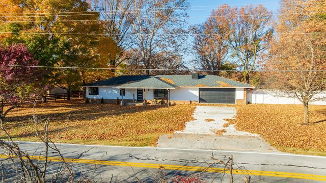 1205 N N 40th Street, Nixa, MO 65714