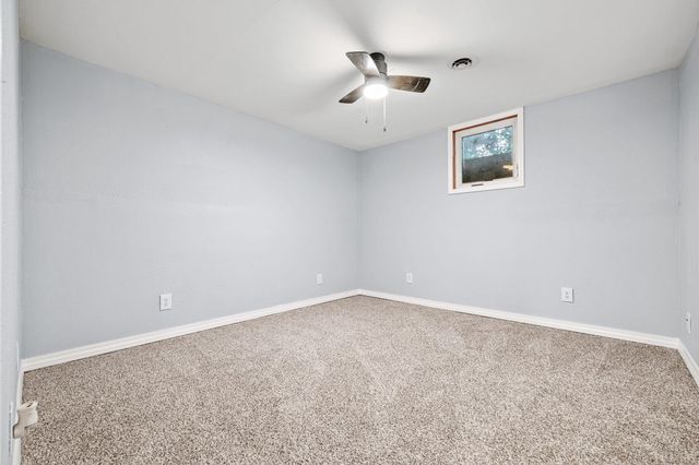 1205 N N 40th Street, Nixa, MO 65714