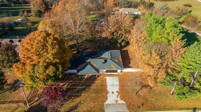 1205 N N 40th Street, Nixa, MO 65714