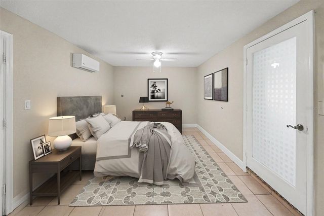 2593 38TH AVENUE N B, St Petersburg, FL 33713
