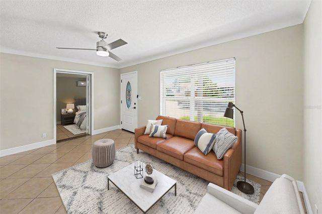 2593 38TH AVENUE N B, St Petersburg, FL 33713