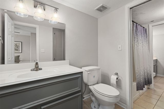 215 Post Office Street 1208, Galveston, TX 77550