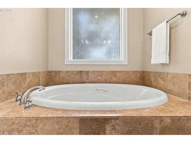 2190 WOOD DUCK Way, Eugene, OR 97401
