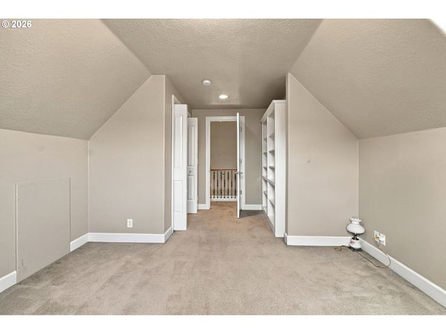 2190 WOOD DUCK Way, Eugene, OR 97401