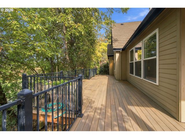 2190 WOOD DUCK Way, Eugene, OR 97401