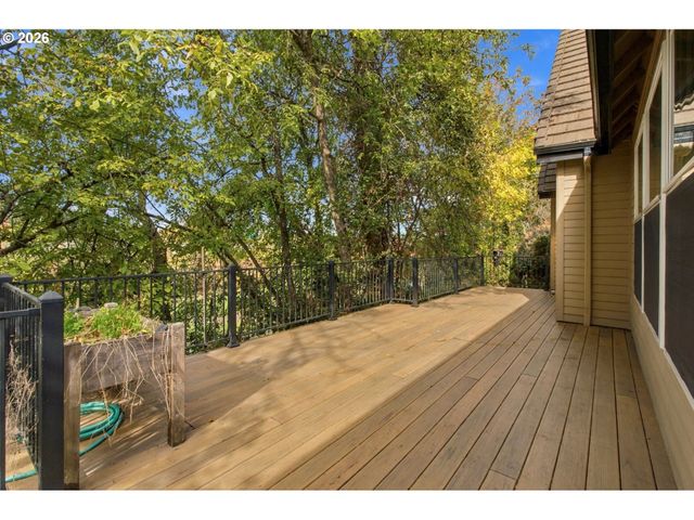 2190 WOOD DUCK Way, Eugene, OR 97401