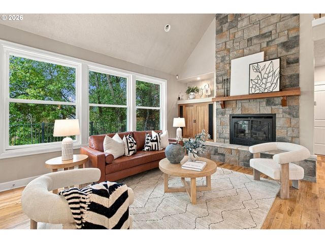 2190 WOOD DUCK Way, Eugene, OR 97401