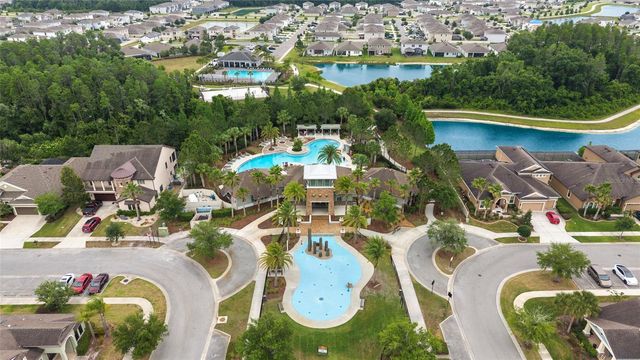1523 GLEN GROVE LOOP, Wesley Chapel, FL 33543