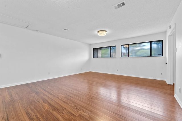 6500 W 12th Street, Little Rock, AR 72204